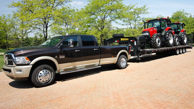 Gooseneck Trailer with Dodge Ram